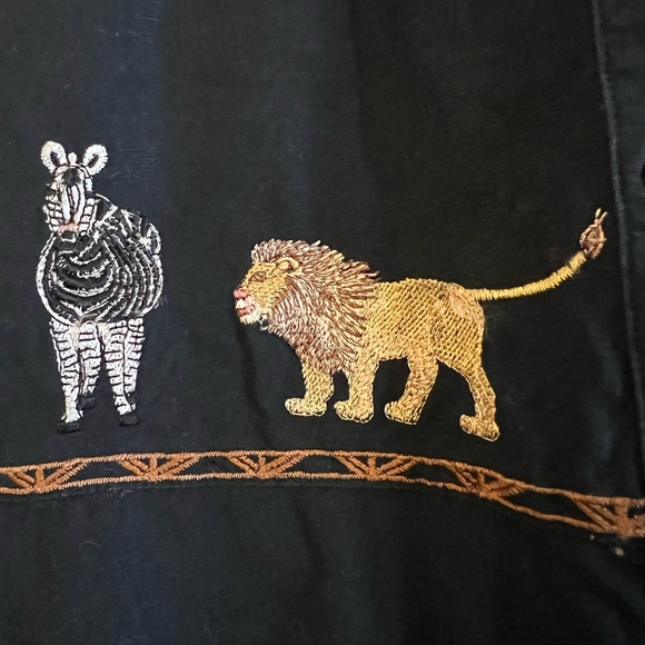 Lemon Grass Vintage Black Shirt w/Safari Animal Embroidery - Picture 8 of 12